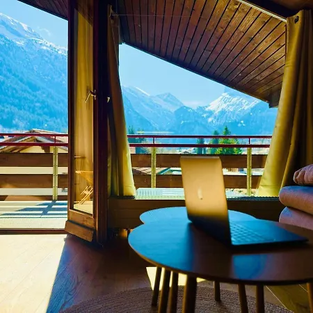 Amazing River And Mountain View Kandersteg