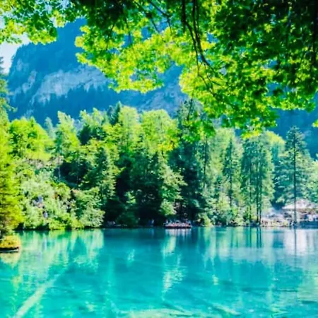 Amazing River And Mountain View Apartmán