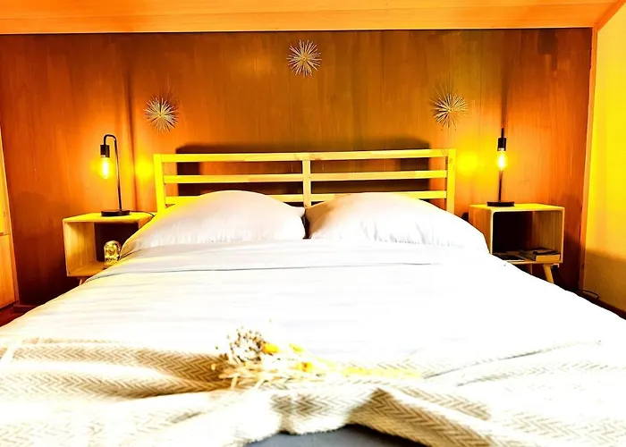 Amazing River And Mountain View شقة