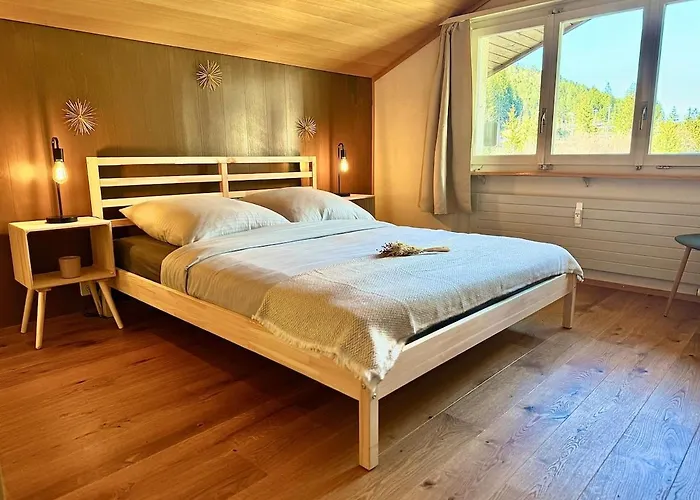 Amazing River And Mountain View كاندرستغ