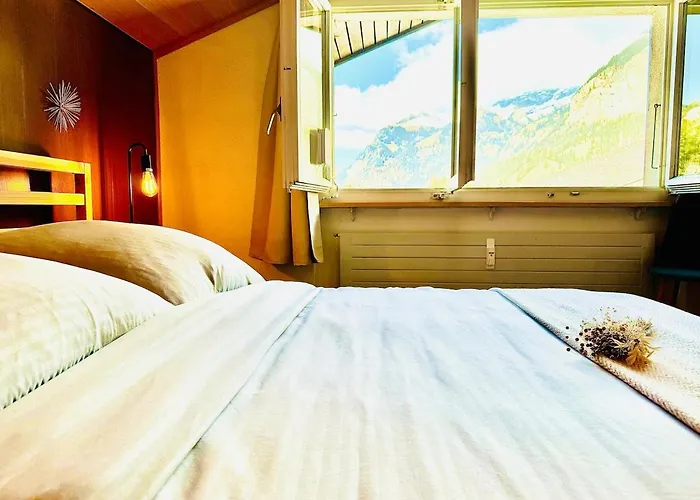 Amazing River And Mountain View شقة *