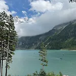 Amazing River And Mountain View * Kandersteg